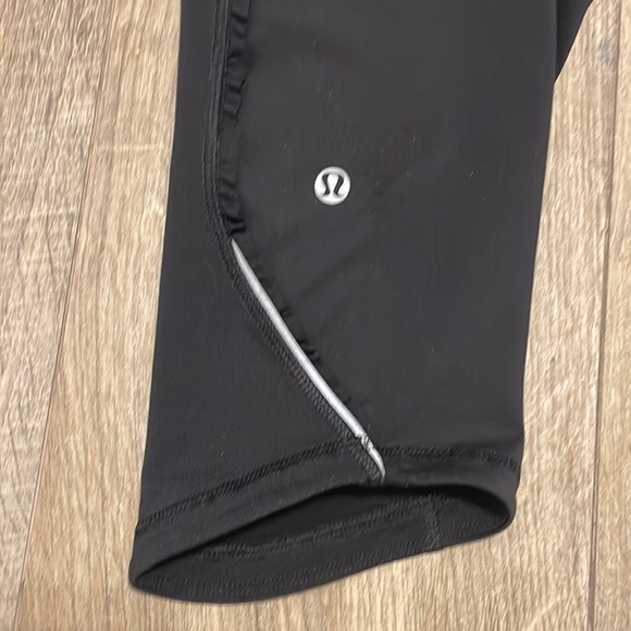 Lululemon Fast And Free Crop - Black / High Noon Dot Lilac - Picture 12 of 13